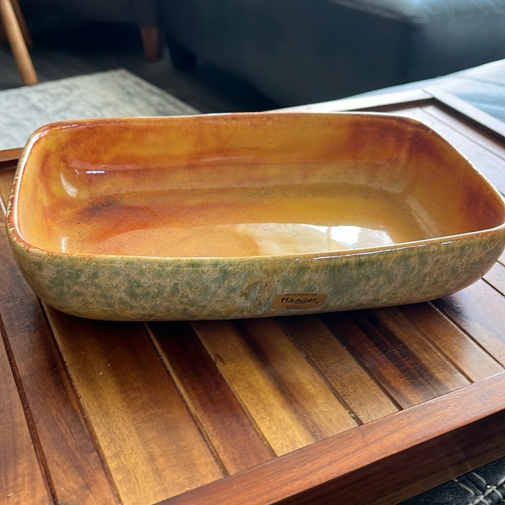 Vintage Haeger dish with original sticker. #3514​